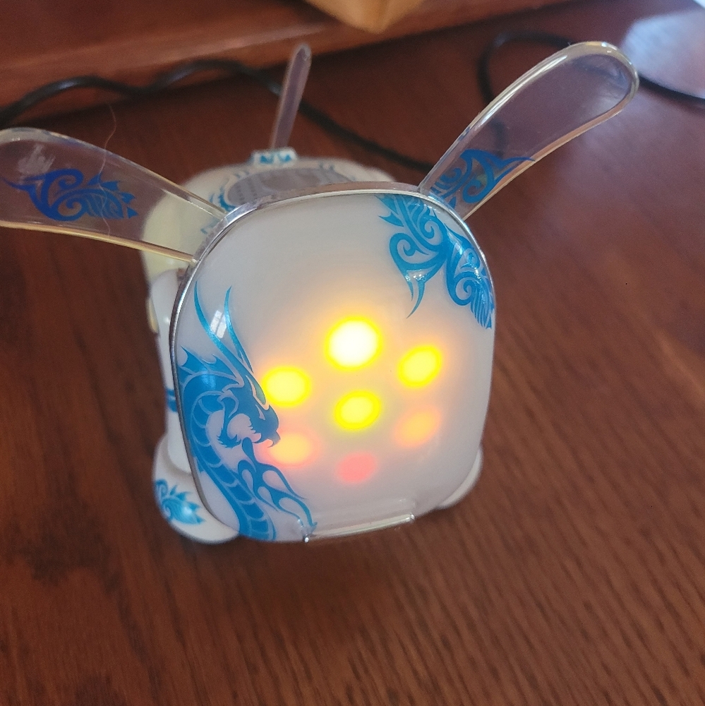 Vintage toys: iDog 2007 Hasbro Sega toys